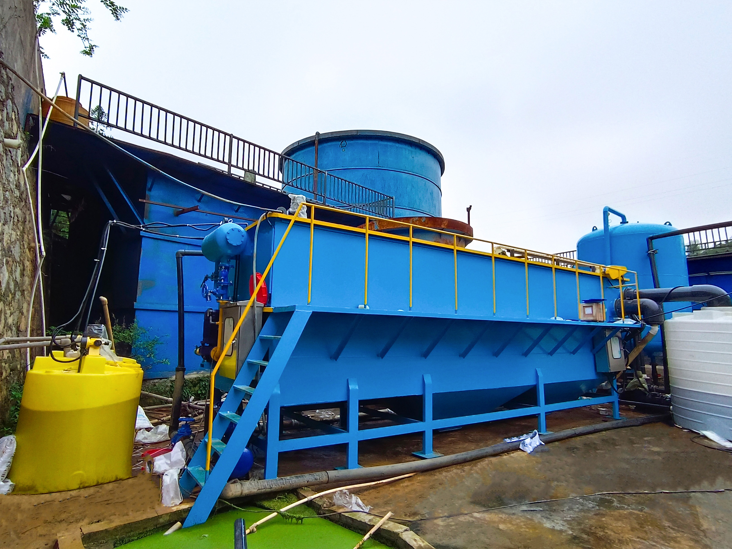 山東<a href='http://www.sujiaofangsu.com/' target='_blank' title='氣浮機'><strong>氣浮機</strong></a>，山東<a href='http://www.sujiaofangsu.com/' target='_blank' title='氣浮機'><strong>氣浮機</strong></a>廠家，山東氣浮機廠，氣浮機